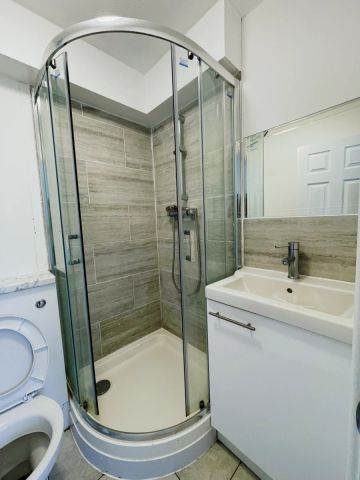 room 1 - Photo 4
