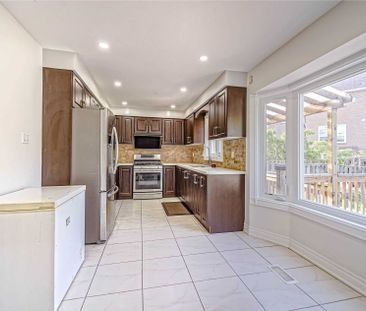 For Lease - 47 Whiteleaf Crescent Unit# Upper, Toronto, Ontario - Photo 6