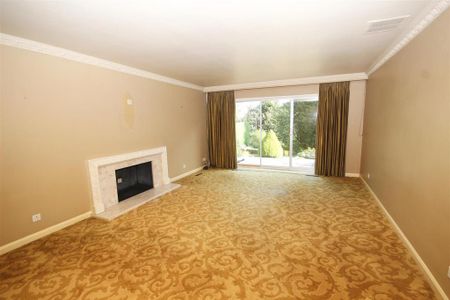 3 bedroom detached bungalow to rent - Photo 2