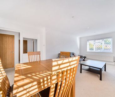 Headley Road Grayshott, Hindhead - 2 bedrooms Property for lettings... - Photo 6