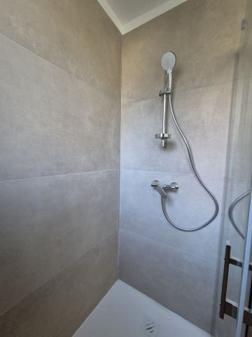 Location Maison 3 pièces 90m² SIX FOURS LES PLAGES 83140 - Photo 4