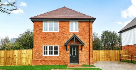 3 bedroom detached house to rent - Photo 5