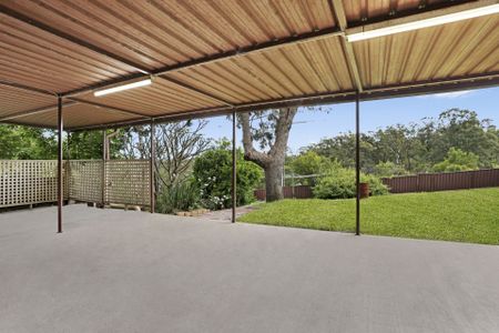 Charming 3-Bedroom Gem in Minto&excl; - Photo 3