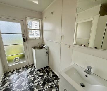 Delightful Unit - Photo 2