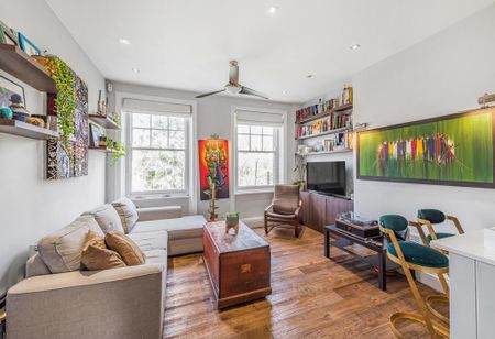 1 bedroom in a house share to rent - Photo 2