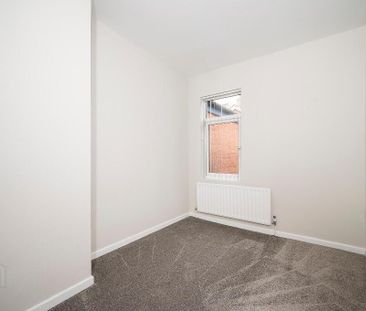 9 Cairo Street, Belfast, BT7 1QS - Photo 2