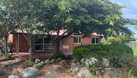 Family home in Hinds - Photo 2