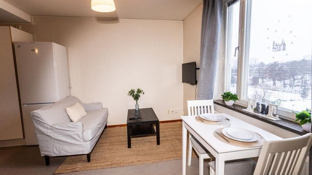 Kumlagatan, Bandhagen - Photo 1