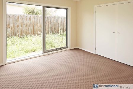 Modern 3 bedroom townhouse - Photo 5