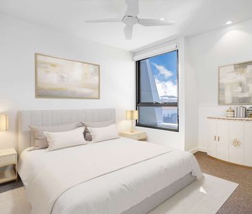 STYLISH DOUBLE-STORY APARTMENT WITH MODERN AMENITIES - Photo 4