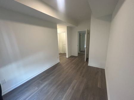 For Lease - 115 Canon Jackson Drive Unit# 101, Toronto, Ontario - Photo 3