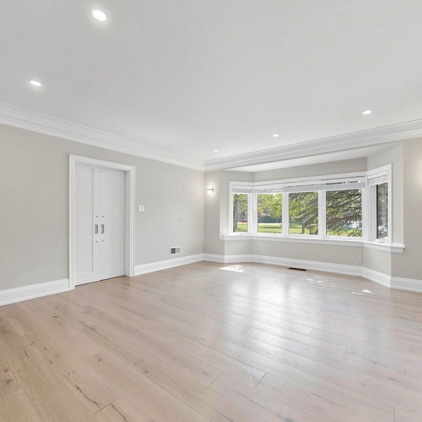 For Lease - 3 Oakwood Place, Hamilton, Ontario - Photo 1