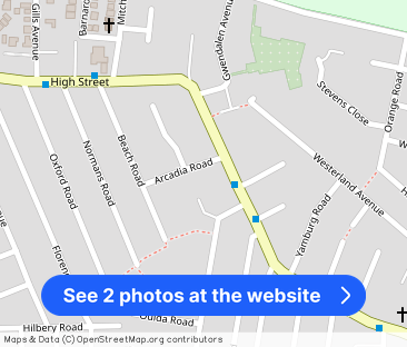 1b Arcadia Road, Canvey Island - Photo 1