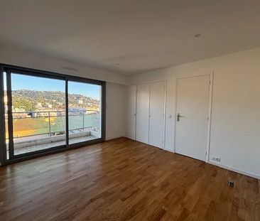 Location Appartement 3 pièces CANNES 06400 - Photo 6