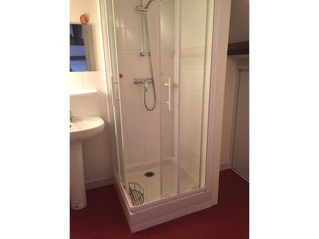Location Appartement 2 pièces 48m² SAUMUR 49400 - Photo 2