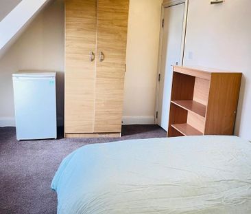 1 bedroom in a house share to rent - Photo 6