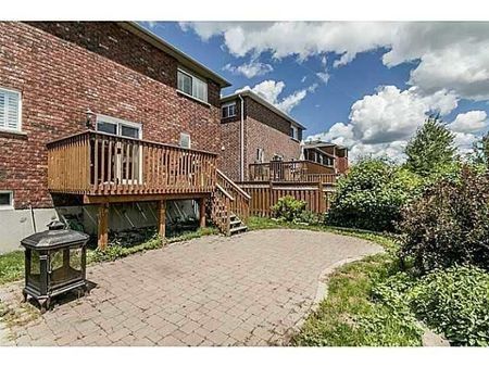 For Lease - 45 Butternut Drive Unit# 1, Barrie, Ontario - Photo 2