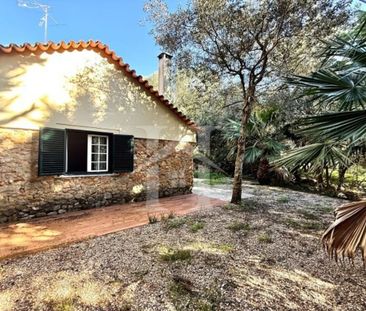 2 bedroom luxury Villa for rent in Alcabideche, Lisbon - Photo 4