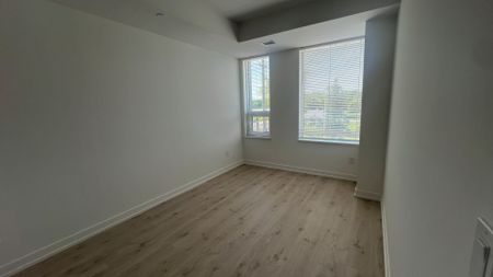 For Lease - 2501 Saw Whet Boulevard Unit# 328, Oakville, Ontario - Photo 3
