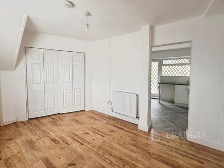 3 bedroom terraced house to rent - Photo 5