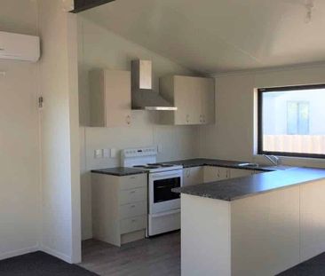 WHANGANUI EAST - 3 BEDROOMS - Photo 4