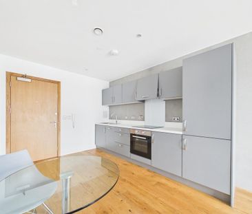 Studio to rent - Photo 3