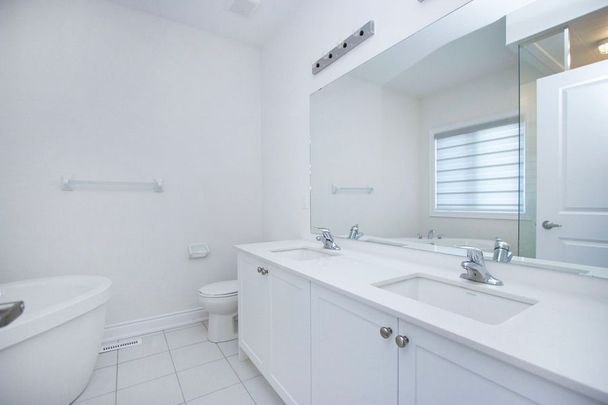 For Lease - 1359 Klondike Drive Unit# Main & 2nd Floor, Oshawa, Ontario - Photo 1