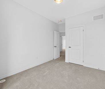 For Lease - 69 Inverary Crescent, Vaughan, Ontario - Photo 5