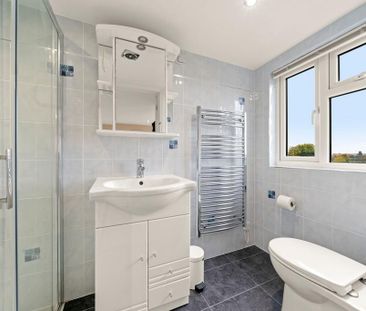 3 bedroom terraced house to rent - Photo 6