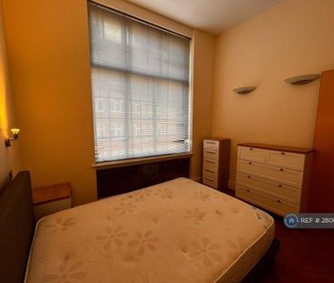 1 bedroom flat to rent - Photo 6