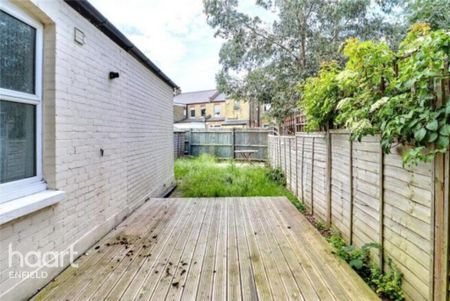 2 bedroom apartment to rent - Photo 2