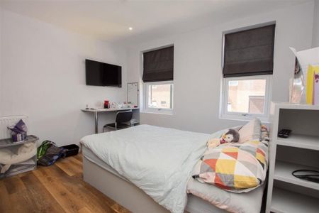 6 bedroom house to rent - Photo 3