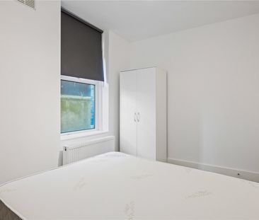 Temple Dwellings, Temple Street, London, E2 6QG - Photo 2
