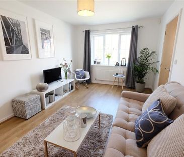 3 bedroom terraced house to rent - Photo 3