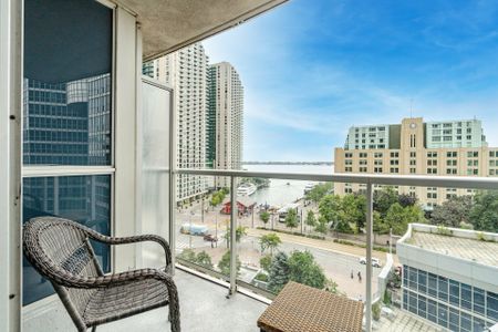 For Lease - 8 York Street Unit# 809, Toronto, Ontario - Photo 3