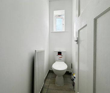 3 Bed Terraced House, Langsett Avenue, M6 - Photo 3