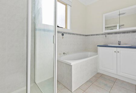 2 Ardmore St , MITCHAM - Photo 3