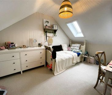 3 bedroom end of terrace house to rent - Photo 3