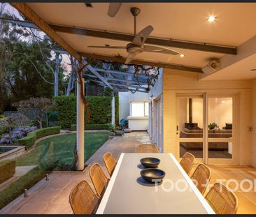 Family Home Full of Character - Photo 3