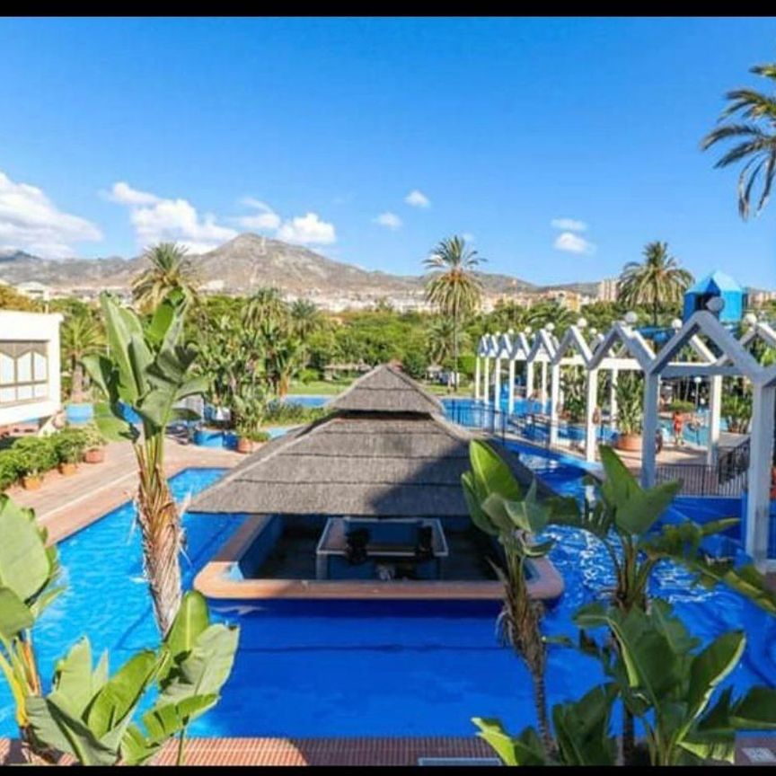 Alquiler de estudio en Avenida Antonio Machado, 106 - Photo 1