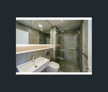 Impressive 100m2 Apartment in Popular West Village! - Photo 5