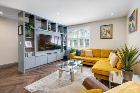 3 bedroom terraced house to rent - Photo 3