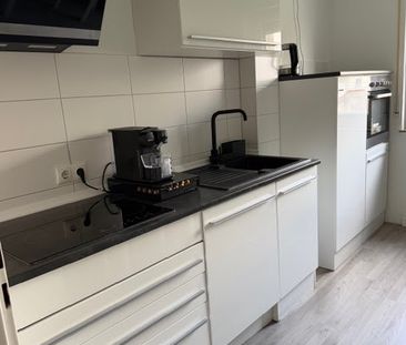 Komfortable 2-Zimmer-Wohnung mit Balkon in Lohfelden - Photo 2