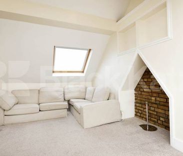 Hendon Way, London, NW2 - Photo 2