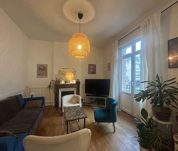 APPARTEMENT T3 60M² - PROCHE CATHEDRALE - Photo 2