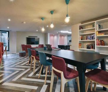 Silver En Suite - Photo 4