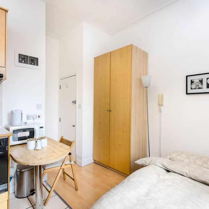 Flat 09 Belgrave Road, Pimlico SW1V 2BL - Photo 1