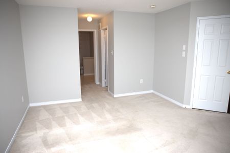 For Lease - 12 Hallam Road, Ajax, Ontario - Photo 5