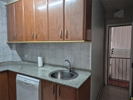 Piso de alquiler en Carrer D'escòcia, 67, Vilapicina i la Torre Llobeta - Photo 3