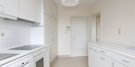 Appartement te huur in Kortrijk voor € 795 met 2 slaapkamers - Photo 5